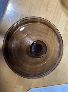 Pyrex Amber Glass Replacement Lid V25C 8” Lid Only - Picture 1 of 4