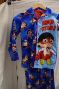 Ryan's World, Red Titan, Boys Pajamas, 2 Piece, Size M (8) - Picture 1 of 3