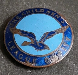 CHILDREN'S LEAGUE OF PITY Vintage Charity Enamel Pin Badge by Marples & Beasley - Picture 1 of 2