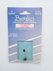 Berko BN28 2 luces rojo/verde señal estándar - calibre N - nuevo y sellado - Imagen 1 de 3