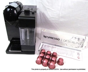 NESPRESSO DeLonghi LATTISSIMA COFFEE ESPRESSO MAKER W/ PODS EN520B Black - Picture 1 of 10