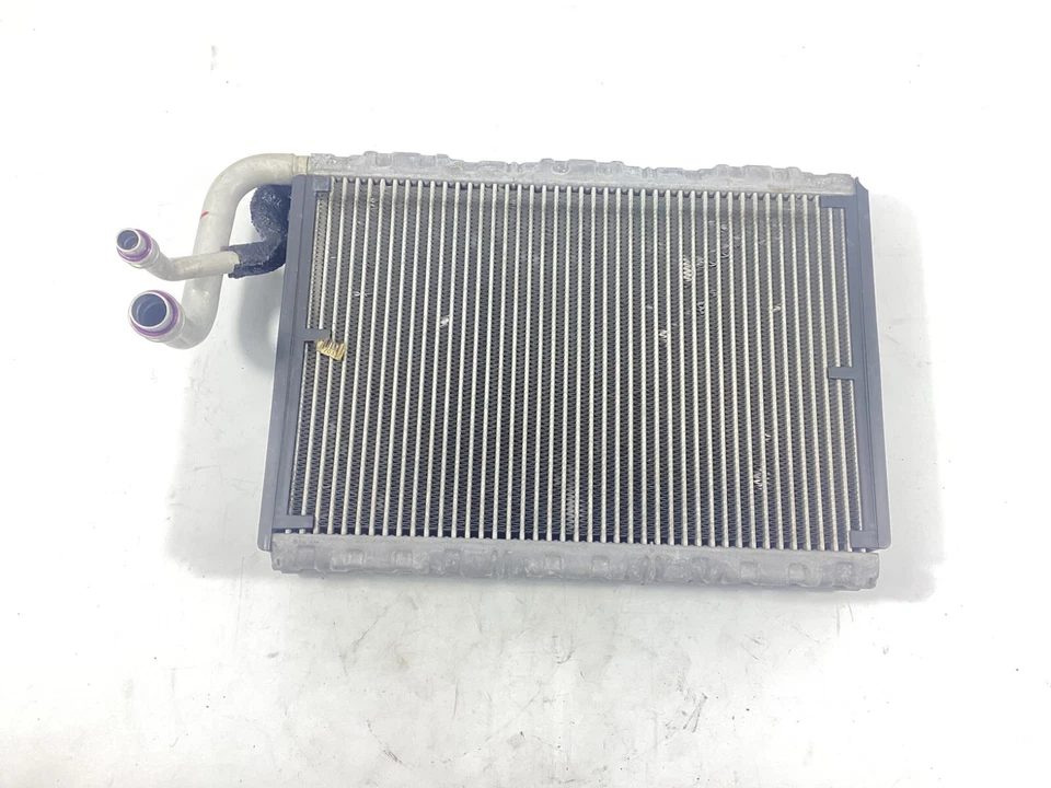 2008-2014 Mercedes-Benz C300 Air Conditioning Heating Evaporator OEM . - Image 1 of 4