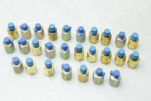 27 New Parker 4-2 T2HF-B Male Adapters / 1/4" FNPT 1/8" MNPT  B-4-RA-2 - Picture 1 of 4