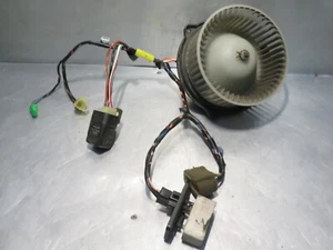 LAND ROVER DISCOVERY 2 TD5/V8 HEATER BLOWER FAN MOTOR & RESISTOR (1998-2004) - Picture 1 of 12