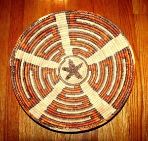 Cesta de frutas de colección para servir mimbre en espiral 17,5" Southwestern Tribal BOHO - Imagen 1 de 8