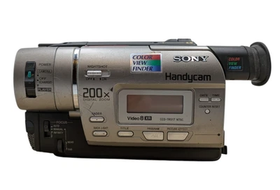 Vintage Sony Handycam CCD-TR517 Video8 XR Camcorder 200x Zoom NightShot -TESTED - Image 1 of 4