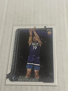 Baloncesto Topps Joan Beringer RC 2025-26 base de novato - Imagen 1 de 2