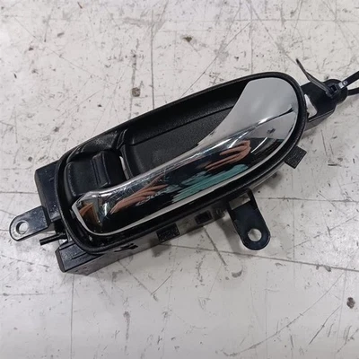 Manija de puerta interior delantero izquierdo Nissan LEAF 2013 2014 2015 2016 2 Foto 1 de 4