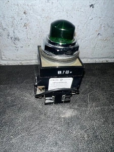 CR104PXG49 INDICATORE LUMINOSO VERDE ELETTRICO GENERALE 125V 3W - Foto 1 di 7