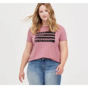 T-Shirt Every Body is Beautiful Torrid 3X staubig rosa T-Shirt Oberteil Rundhalsausschnitt NEU - Bild 1 von 7