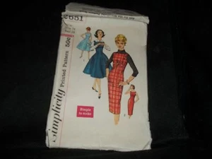 Simplicity Pattern 2651 Pencil Dress and Full Skirt 50's 60's Size 14   CUT  - Picture 1 of 2
