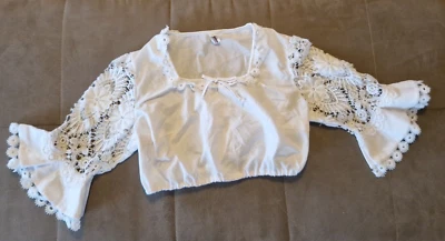 vintage süsse Dirndl Bluse, Gr. ca. 40-42 Trompetenärmel mit Spitze Fa. Diolen - Bild 1 von 4