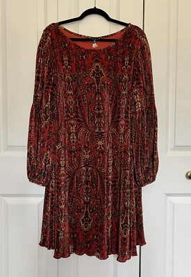 Tiana B Red Paisley Pleated Swing Dress with Balloon Sleeves - Women's Size 16 - Image 1 of 4