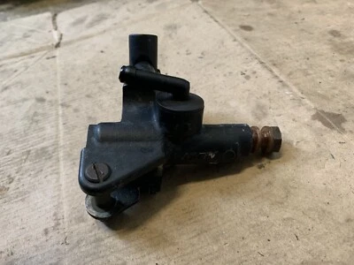 Cilindro maestro freno delantero Cagiva Gran Canyon 500/600 de un modelo 1999 Foto 1 de 2