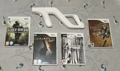 Nintendo Wii 4 x Games & Zapper / Gun Bundle CLEANED & TESTED **Free Postage** - Image 1 of 4