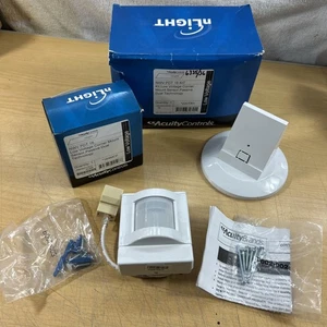 Kit ACUITY NWV PDT 16 Sensor de Montaje en Esquina Tecnología Doble Pasiva (6335) - Imagen 1 de 6