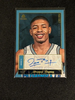 Muggsy Bogues 2022-23 Panini Chronicles Luminancia Retrato Dorado Automático/10 Foto 1 de 2