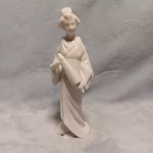White Porcelain Glazed Japanese Geisha Figurine Unbranded Japan - Picture 1 of 11