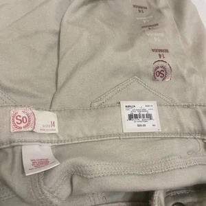 Girl’s Size 14 Soft Khaki Bermuda Shorts - Picture 1 of 7