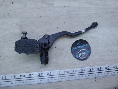 Yamaha YX600 1986 Radian Y20902) cilindro maestro freno delantero derecho  Foto 1 de 4