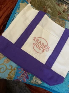 Bolso de Mano Trader Joe's Mini Lona Pastel Púrpura Nuevo con Etiquetas - Imagen 1 de 3