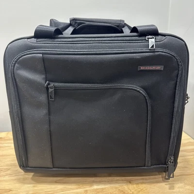 Maletín con ruedas negro Briggs & Riley bolsa de viaje estuche de trabajo para computadora portátil Foto 1 de 4
