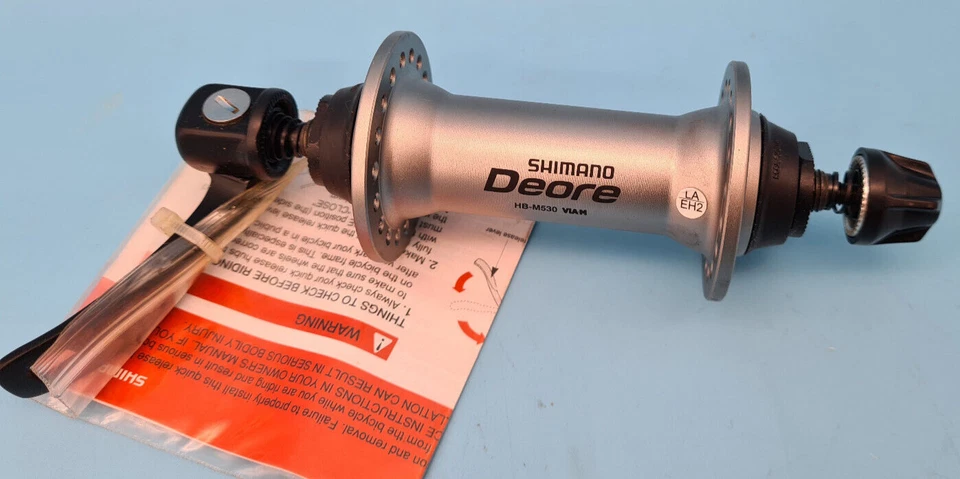 HB-M530 SHIMANO DEORE Mozzo Anteriore Argento 36 Fori Con Chiave NUOVO - Immagine 1 di 3