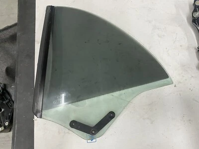 BMW 325Ci 330Ci M3 (E46) 2001-2006 convertible cuarto trasero izquierdo ventana cristal Foto 1 de 2
