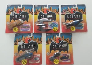 Wayne’s car-Batcycle-Batboat-Batplane-Helicopter Batman Ertl 1993 blister 1:43 - Imagen 1 de 11