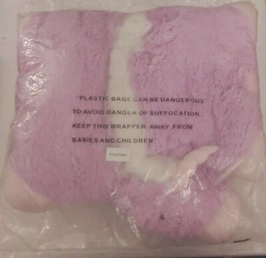 HUGGY SQUEEZY SQUISHY CUDDLE ANIMAL PILLOW and PET STYLE UNICORN 18×16 - Picture 1 of 2