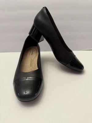 Zapatos de salón Clarks Marilyn talla 6 M charol negro tacón alto cómodos de vestir Foto 1 de 4