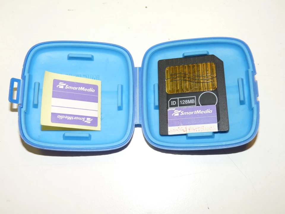 SmartMedia 128MB Memory Card Yamaha Motif ES, Samsung K9D1G08VOM - Image 1 of 4