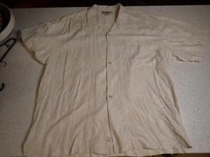 XXL Tommy Bahama 100% Silk button down shirt Beige w/pattern Carved buttons NICE - Picture 1 of 6