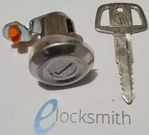 Mitsubishi Door Lock - NEW - Mirage - Mighty Max Pickup Truck - Bild 1 von 1