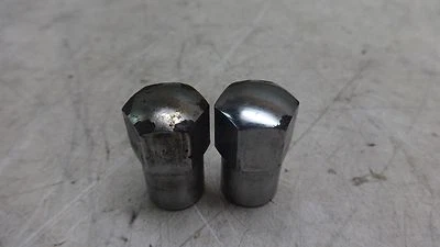 BMW R100 R90 R80 RS RT SM305B. Engine cylinder head nuts Foto 1 de 4