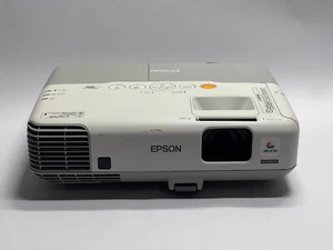 Proyector de sala de conferencias Epson PowerLite 96W WXGA, H384A (2538 horas de lámpara) - Imagen 1 de 10