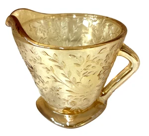 Crema iridiscente de vidrio de carnaval vintage Jeanette Floragold 3 1/2 pulgadas 8 oz. - Imagen 1 de 6