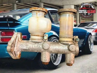 Главный цилиндр тормоза купе Nissan Datsun 280Z 1977 от оригинального производителя - Изображение 1 из 4