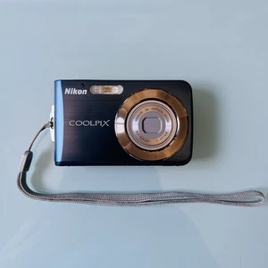 Cámara digital Nikon Coolpix S210 8,0 MP azul sin probar - Imagen 1 de 4