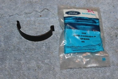 NOS 1988 89 LINCOLN CONTINENTAL FUEL FILLER DOOR HINGE SPRING  - Image 1 of 4