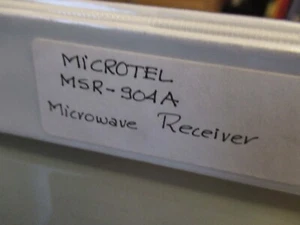 VINTAGE MANUAL MICROTEL MSR-904A MICROWAVE RECEIVER OPERATIONAL AS PICTURED &BLI - Picture 1 of 9