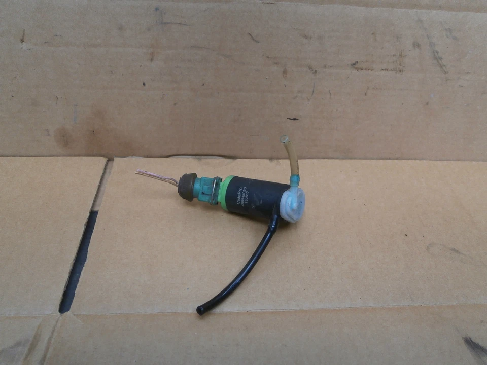 PEUGEOT 106 1997 MK2 WINDSCREEN WASHER PUMP - Image 1 of 1