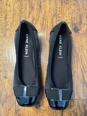 Anne Klein iFlex Mujer Negro Ballet Pisos con Puntera de Charol Talla 7.5 W Foto 1 de 4