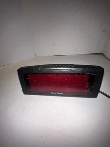 Vintage Radio Shack Digital Red LED Alarm Clock 63-796 Large Display WORKS F3-5 - Picture 1 of 4
