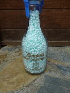 Borden's Quart Milk Bottle Two Sided Dairy Delivery Co. - Picture 1 of 4