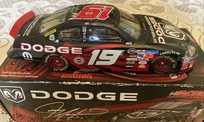 Action #19 Jeremy Mayfield DODGE DEALERS Reverse Paint 1:24 2005 Dodge Charger - Image 1 of 4