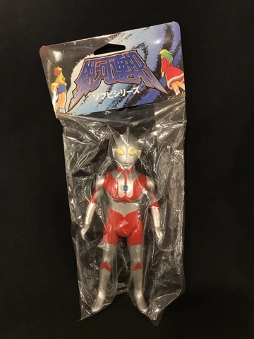 Yamanaya Ginga Renpou Sofubi series M78 Nebula Man Ultraman C Type Special V Cover