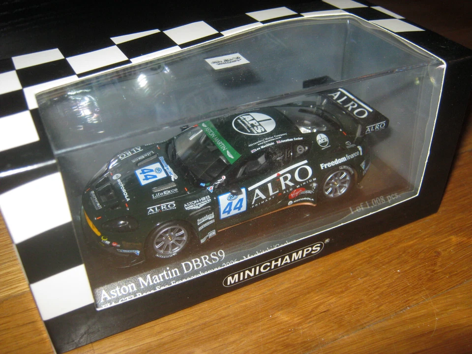 1:43 Aston Martin DBRS9 No 44 FIA GT3 Spa 2006 Minichamps 400061344 New L.E. OVP - Image 1 of 1