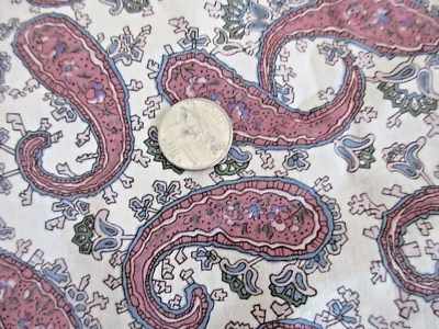 34 x 42" MADERA TONOS MALVA Y CREMA PAISLEY 100% ALGODÓN HOFFMAN Foto 1 de 3