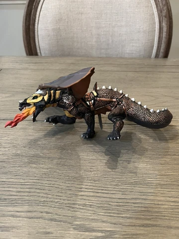 PAPO MEDIEVAL KNIGHTS DRAGON OF DARKNESS FIGURE 2007 PLASTIC NEW Cover